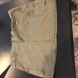 Green lucky cargo mini skirt